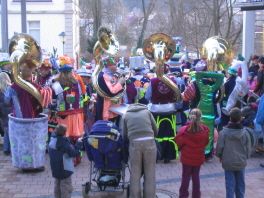 Die Gmendr Gassafetzer in der Klosterbergschule