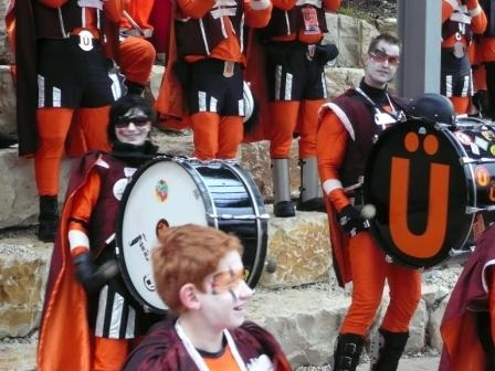 Freiwillige Guggenmusik Überdruck in der Klosterbergschule