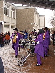 Die Guggenmusik Überdruck in der Klosterbergschule