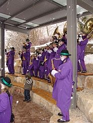 Die Guggenmusik Überdruck in der Klosterbergschule