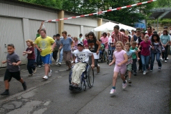 Der Start zum Lauf um die Leiterplattenschule