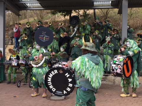 Guggenmusik Überdruck in der Klosterbergschule