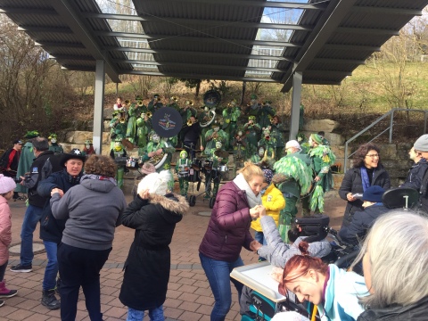 Guggenmusik Überdruck in der Klosterbergschule